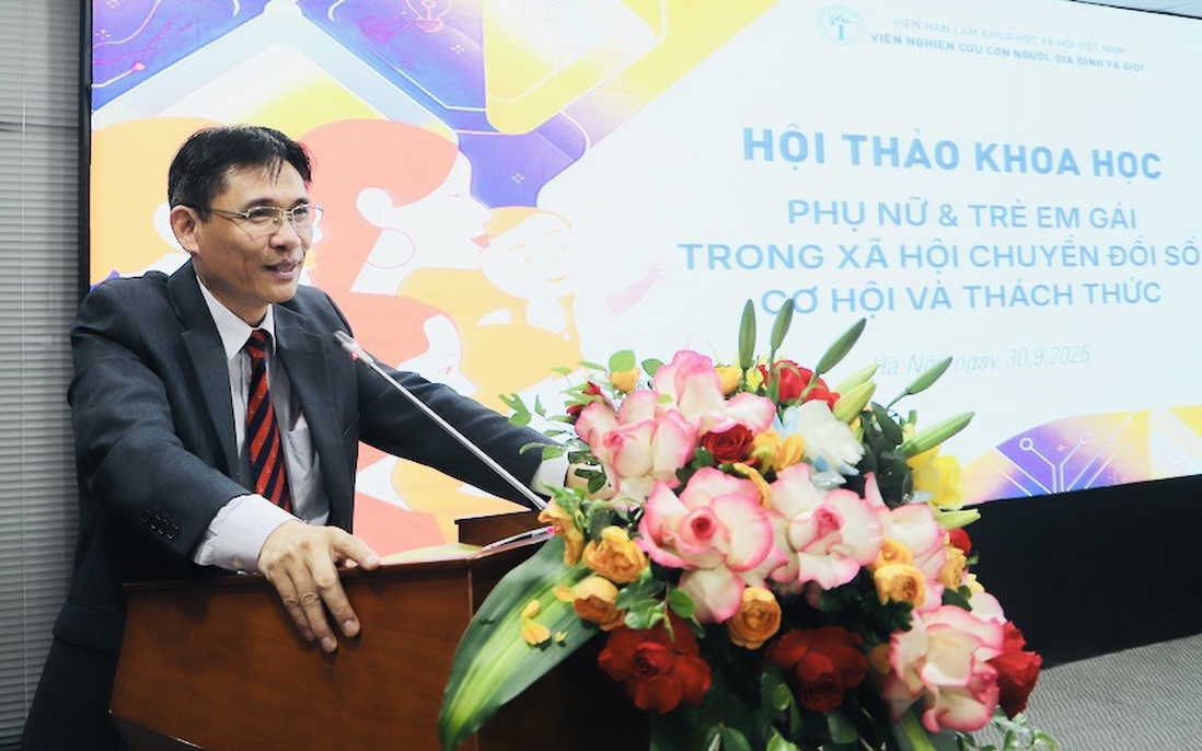 Cơ hội, thách thức đối với phụ nữ và trẻ em gái trong chuyển đổi số
