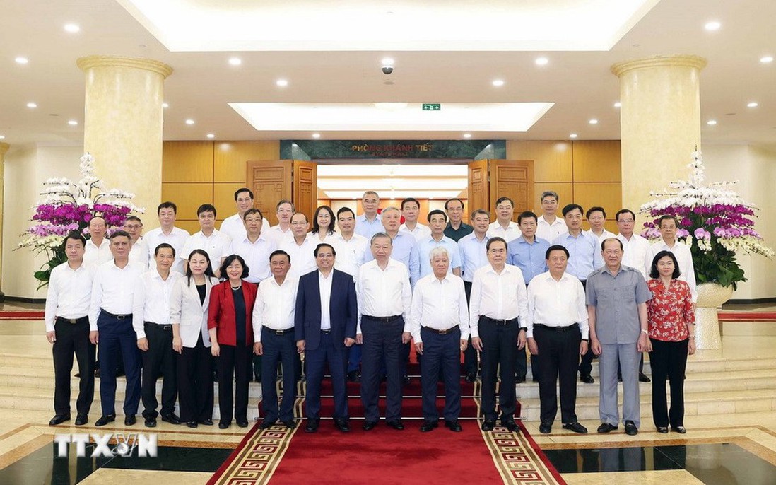Bộ Chính trị cho ý kiến về công tác chuẩn bị Đại hội Đảng bộ Mặt trận Tổ quốc