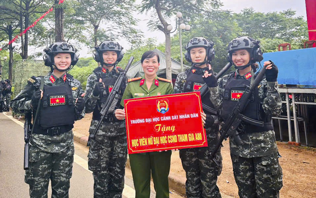 Nữ học viên Đại học Cảnh sát nhân dân tỏa sáng tại nhiệm vụ A80, lan tỏa tinh thần chiến sĩ CAND