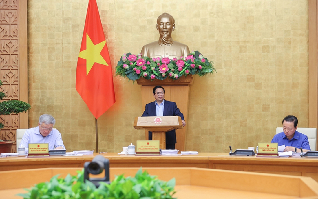 Dự báo Việt Nam thuộc nhóm nước tăng trưởng cao hàng đầu khu vực và thế giới năm 2025