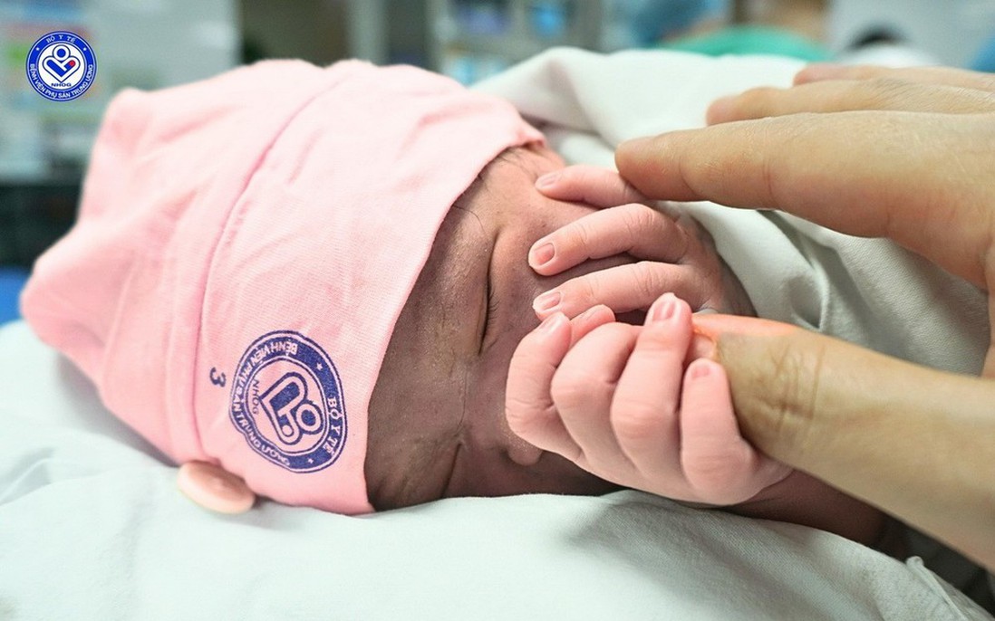Công dân nhí đầu tiên năm 2026 tại Bệnh viện Phụ sản Trung ương