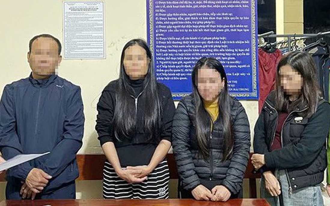 3 phụ nữ ở Hà Tĩnh bị bắt quả tang đang "sát phạt" trên chiếu bạc