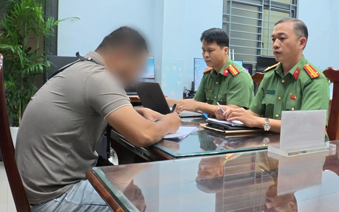 Bình luận xuyên tạc về lãnh đạo Đảng trên trang cá nhân của Lê Trung Khoa, một người bị phạt