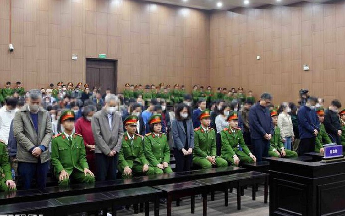 Cựu Cục trưởng Cục An toàn thực phẩm lĩnh 20 năm tù về tội “Nhận hối lộ”