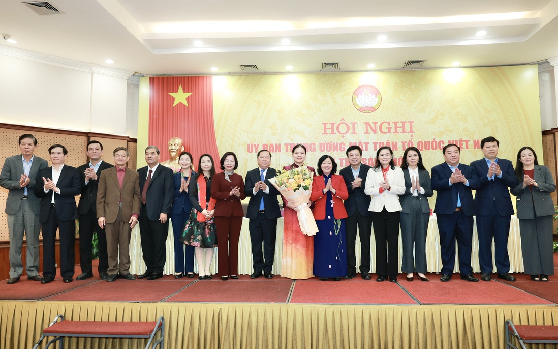 Phát huy vai trò nòng cốt của Mặt trận trong xây dựng khối đại đoàn kết toàn dân tộc