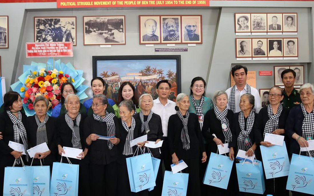 Họp mặt Đội quân tóc dài nhân kỷ niệm Ngày truyền thống 17/1