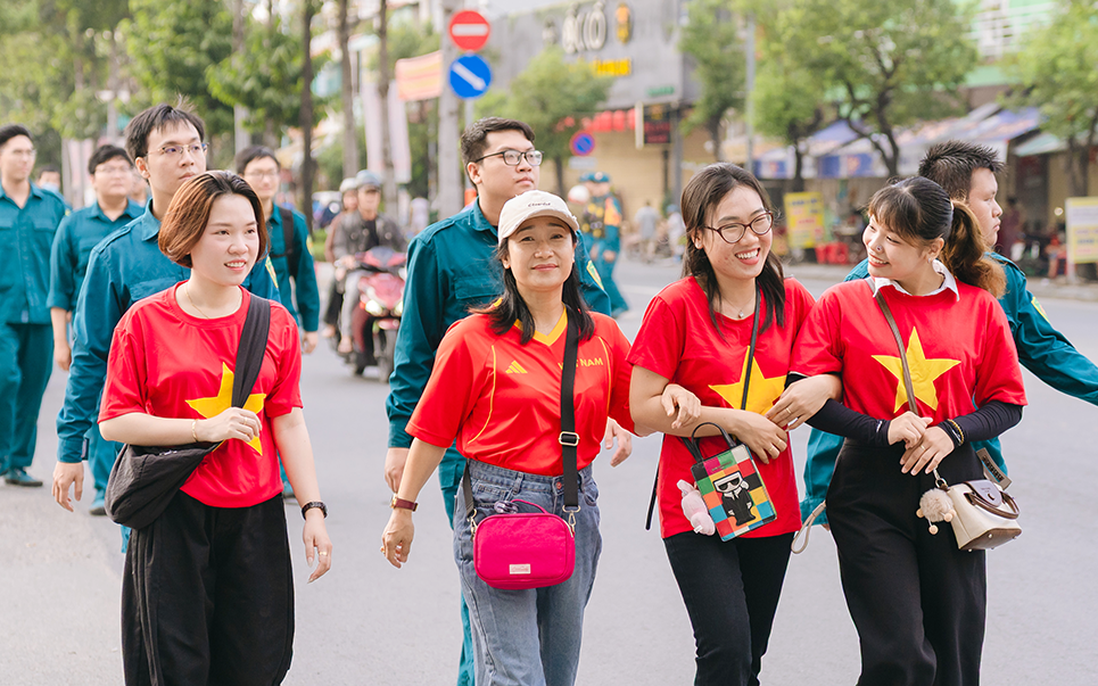 TPHCM: Gần 1,7 tỷ đồng từ chương trình đi bộ chăm lo Tết cho người yếu thế