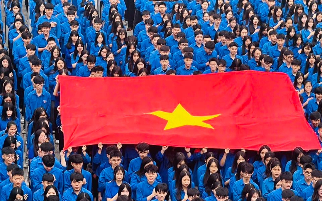 Tuổi trẻ Cao Bằng, Lạng Sơn đồng loạt tổ chức Lễ chào cờ trước thềm khai mạc Đại hội XIV của Đảng