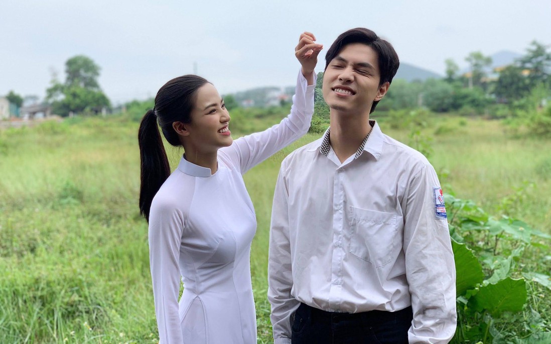 Anh Đào ngại ngùng khi diễn cảnh tình cảm với Tô Dũng