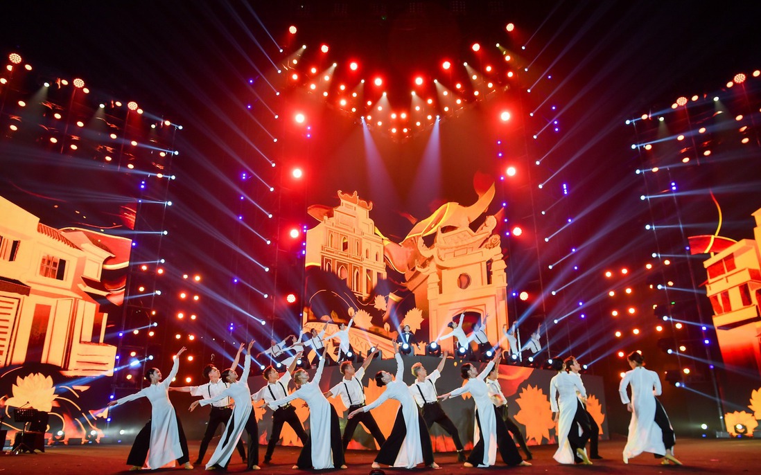 "Hòa nhạc Ánh sáng - Chào năm mới 2026" mừng thành công Đại hội Đảng