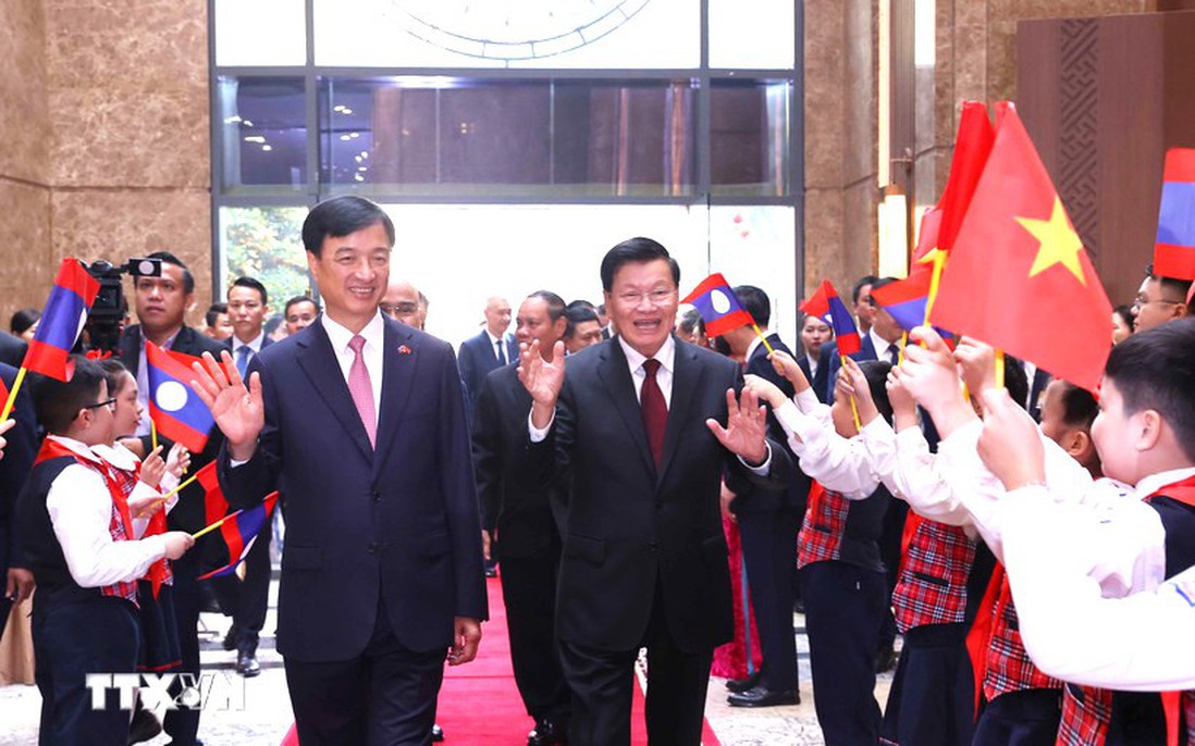 Chuyến thăm của Chủ tịch nước Thongloun Sisoulith đến Việt Nam góp phần thắt chặt quan hệ Việt-Lào