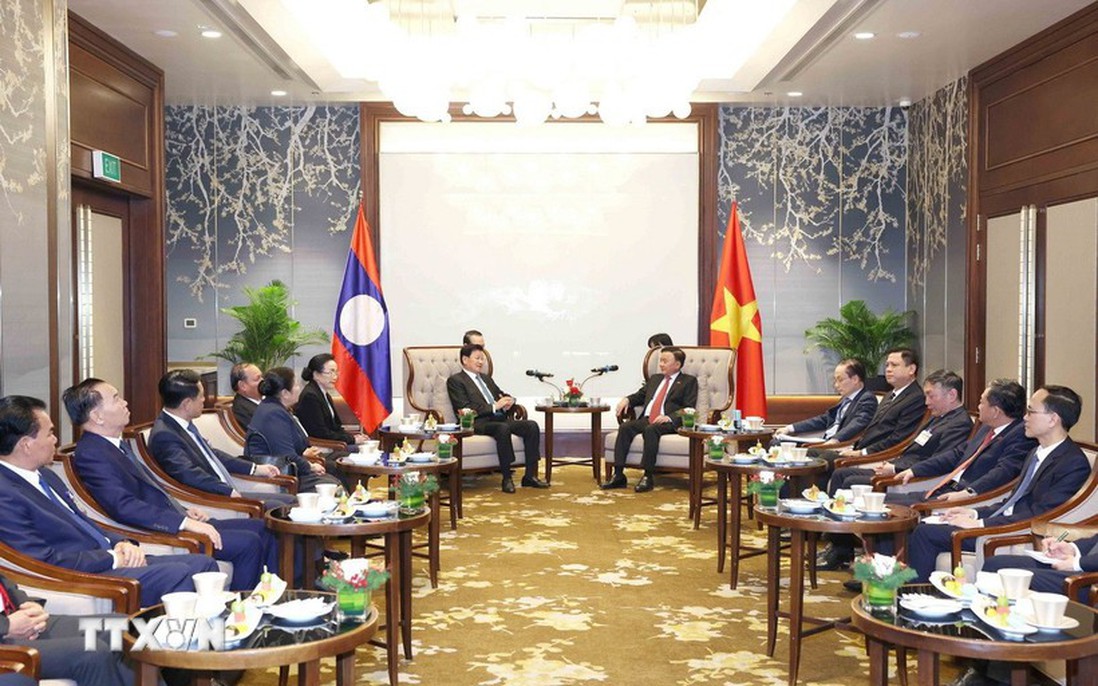 Tổng Bí thư, Chủ tịch nước Lào và Phu nhân kết thúc chuyến thăm Việt Nam