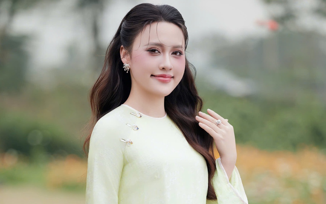 NSƯT Tố Nga "ép" Quán quân Tiếng hát Hà Nội ra album đầu tay