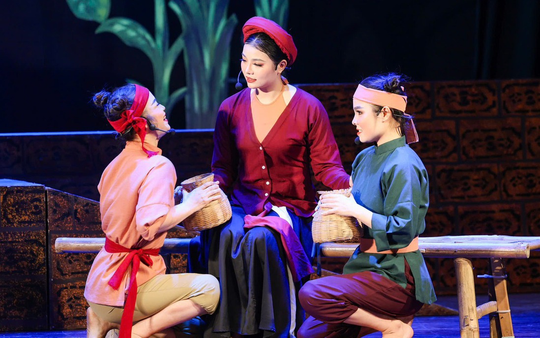 "Diễn chèo ở đâu cũng được, miễn đừng đưa vào vũ trường"