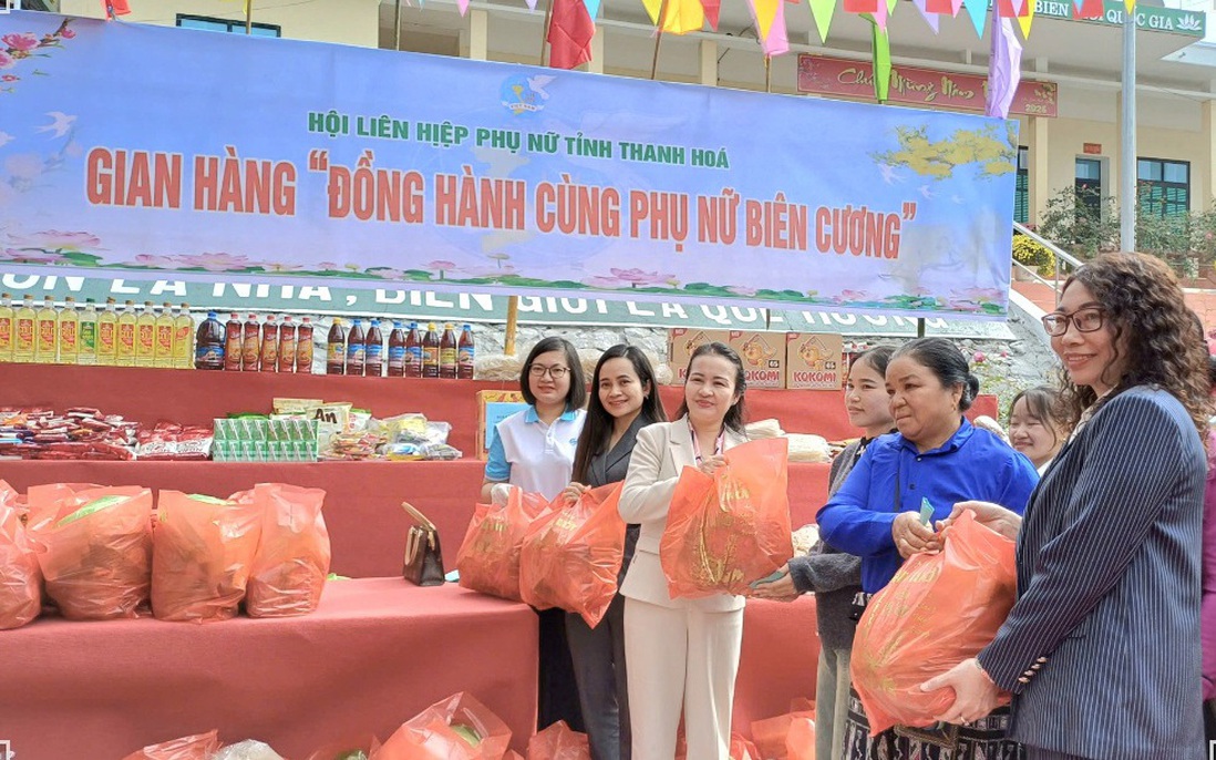 "Xuân biên phòng - Ấm lòng dân bản": Nghĩa tình phụ nữ xứ Thanh nơi biên cương Tổ quốc