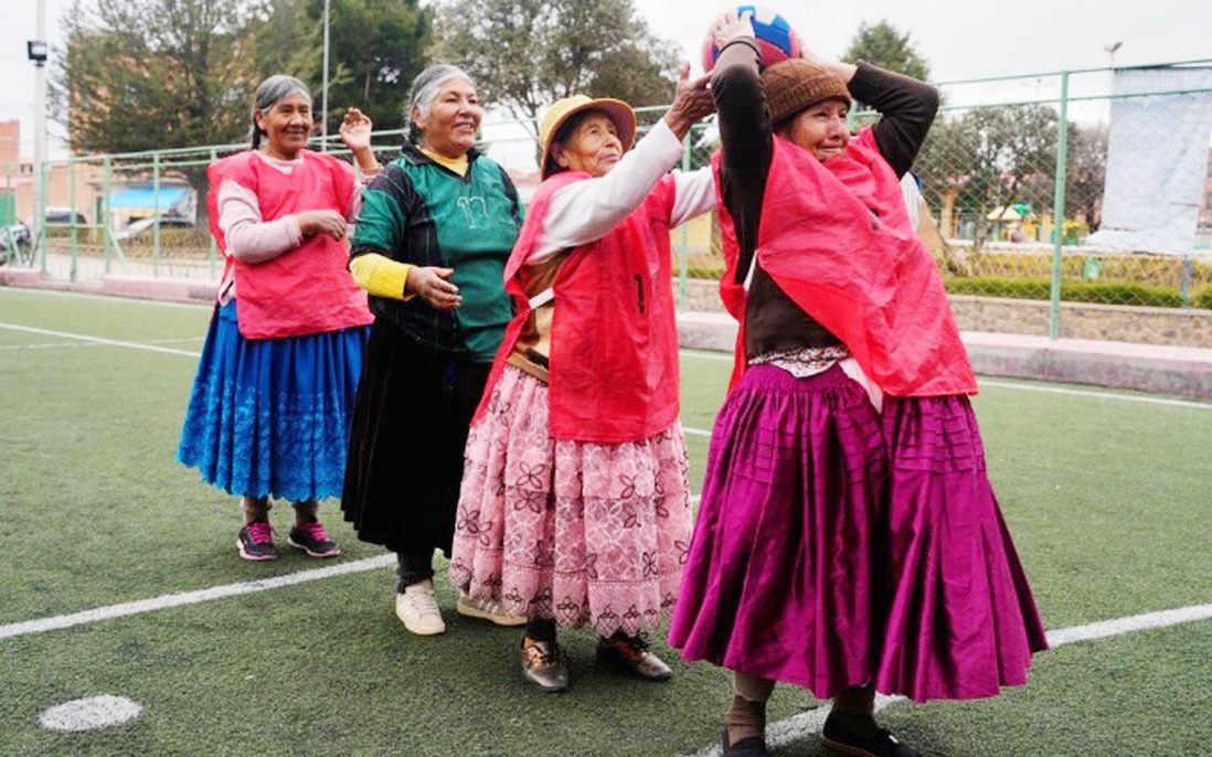 Váy truyền thống Pollera: Niềm tự hào của phụ nữ bản địa Bolivia
