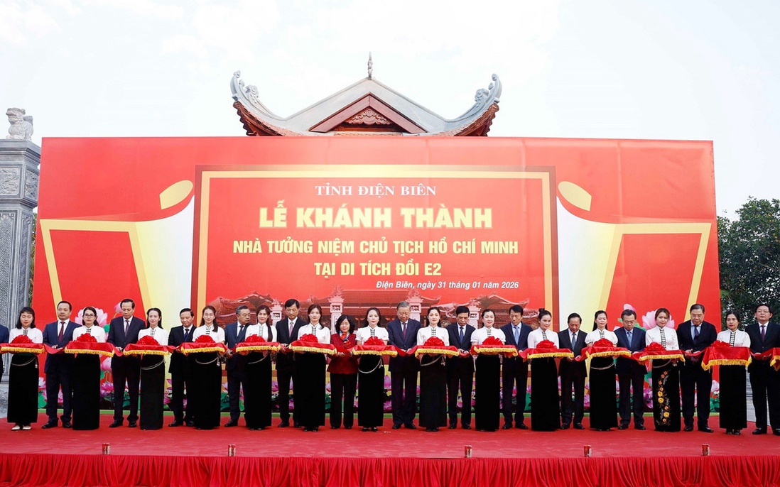 Tổng Bí thư dự khánh thành Nhà tưởng niệm Chủ tịch Hồ Chí Minh ở di tích đồi E2