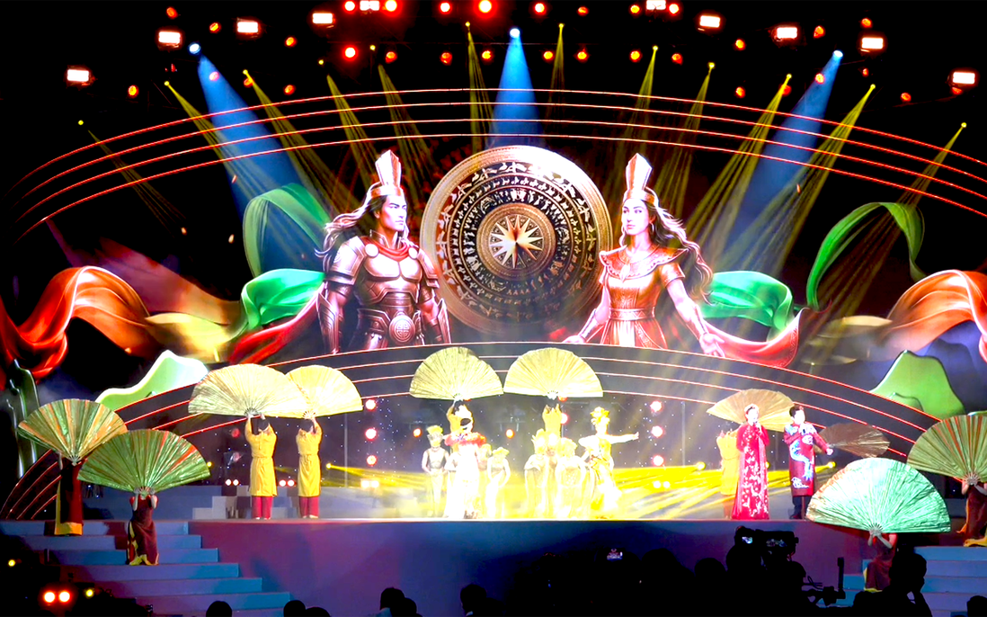 TPHCM sôi nổi ngày hội "Xuân đoàn kết - Tết nghĩa tình" và đêm nhạc mừng Đảng, mừng Xuân Bính Ngọ