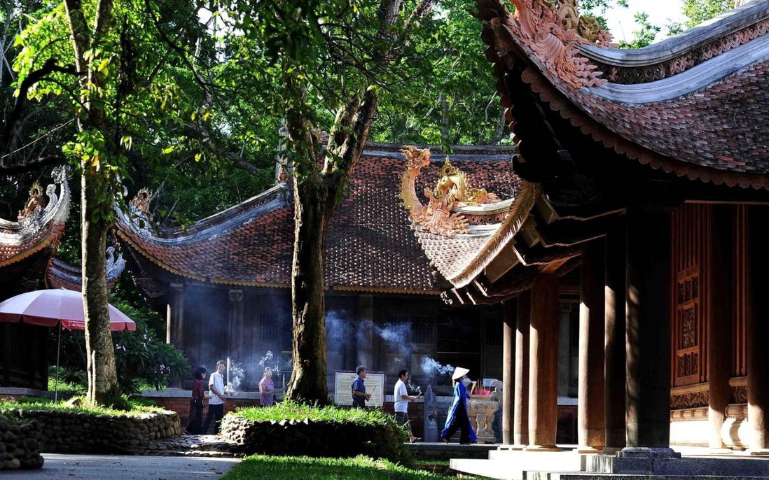 Thanh Hóa: Đình chỉ nữ hướng dẫn viên thuyết minh sai về nhà Tây Sơn tại di tích Lam Kinh