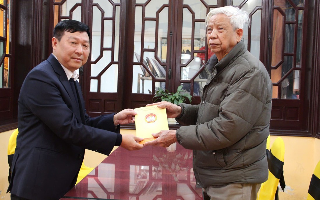 Mặt trận Tổ quốc TP Hà Nội thăm hỏi nạn nhân vụ cháy tại Hà Đông