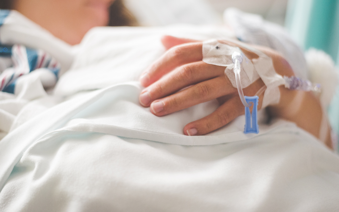 Tin “chữa lành” bỏ hóa trị, bệnh nhân ung thư nhập viện vì suy kiệt