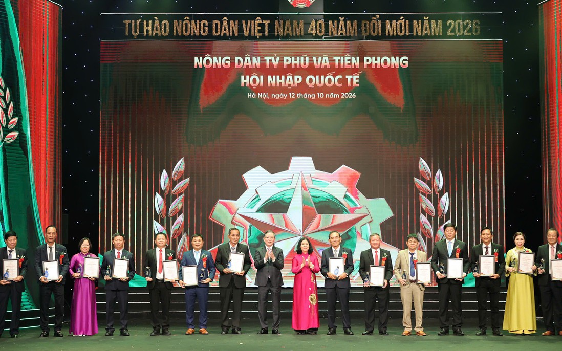 Tôn vinh 96 Nông dân Việt Nam xuất sắc 40 năm Đổi mới