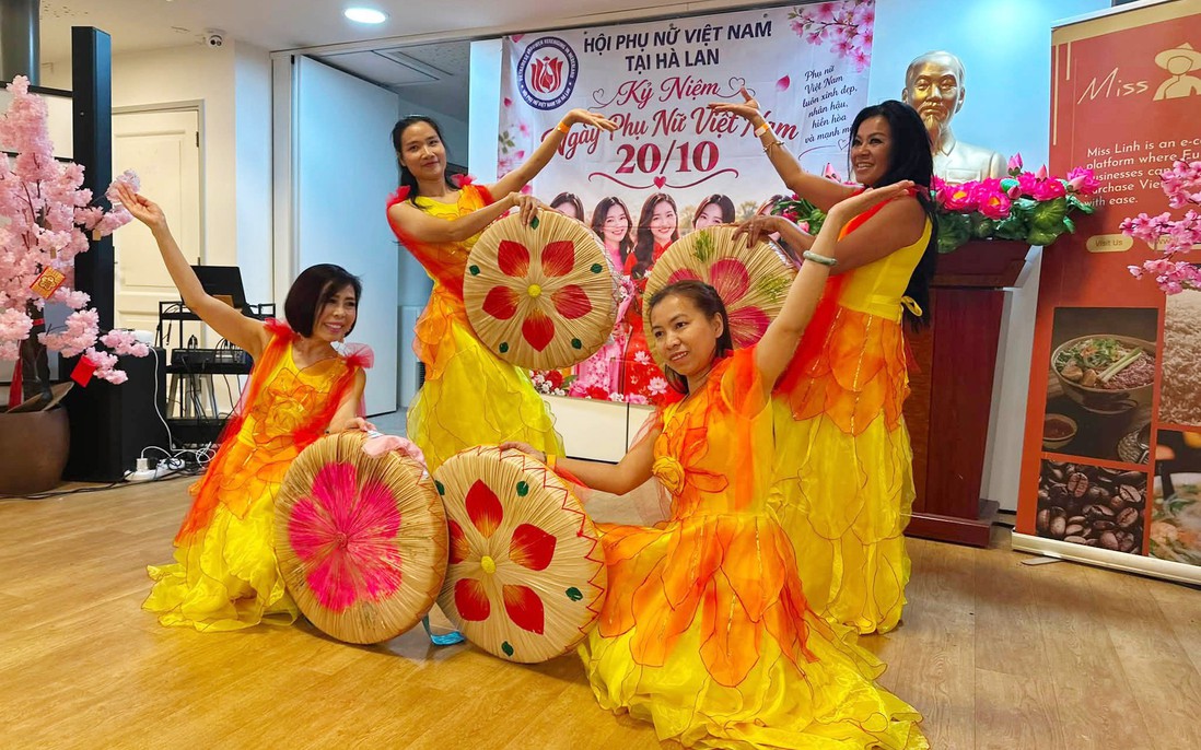 Gìn giữ bản sắc, kết nối cộng đồng người Việt tại Hà Lan