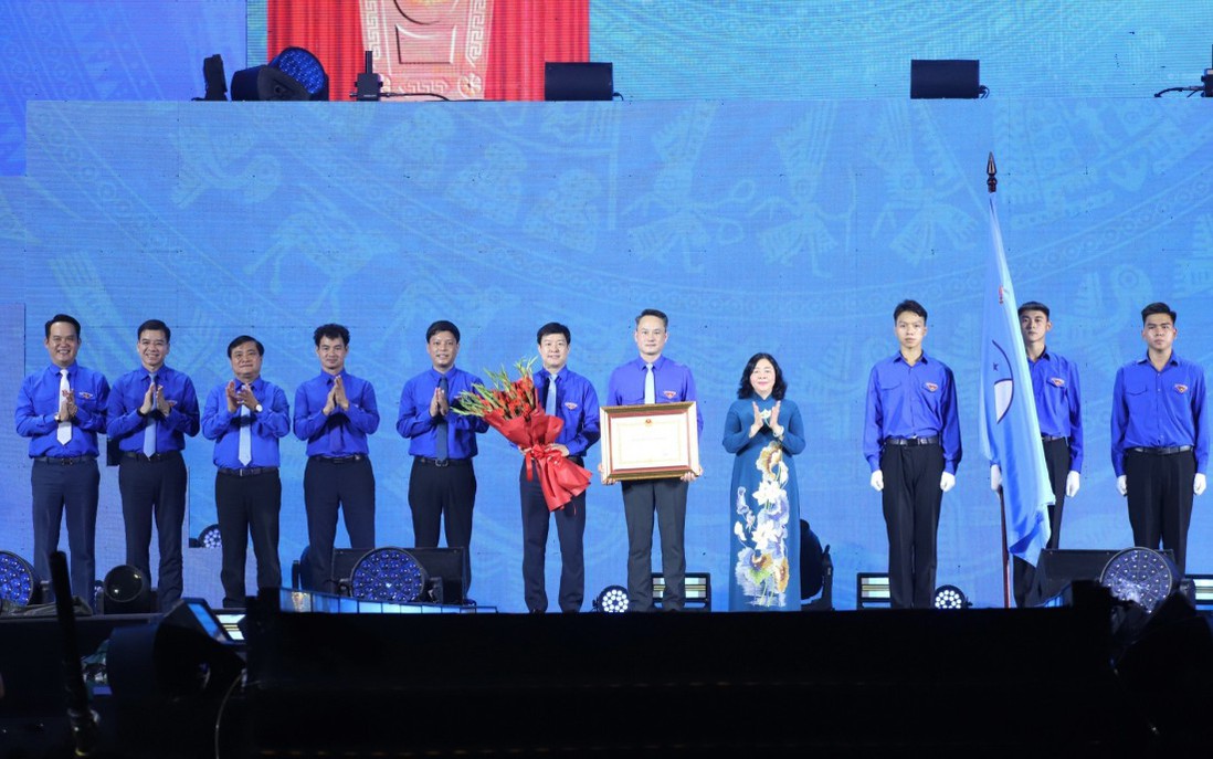 Chủ tịch Bùi Thị Minh Hoài dự Lễ kỷ niệm 70 năm Ngày truyền thống Hội Liên hiệp thanh niên Việt Nam