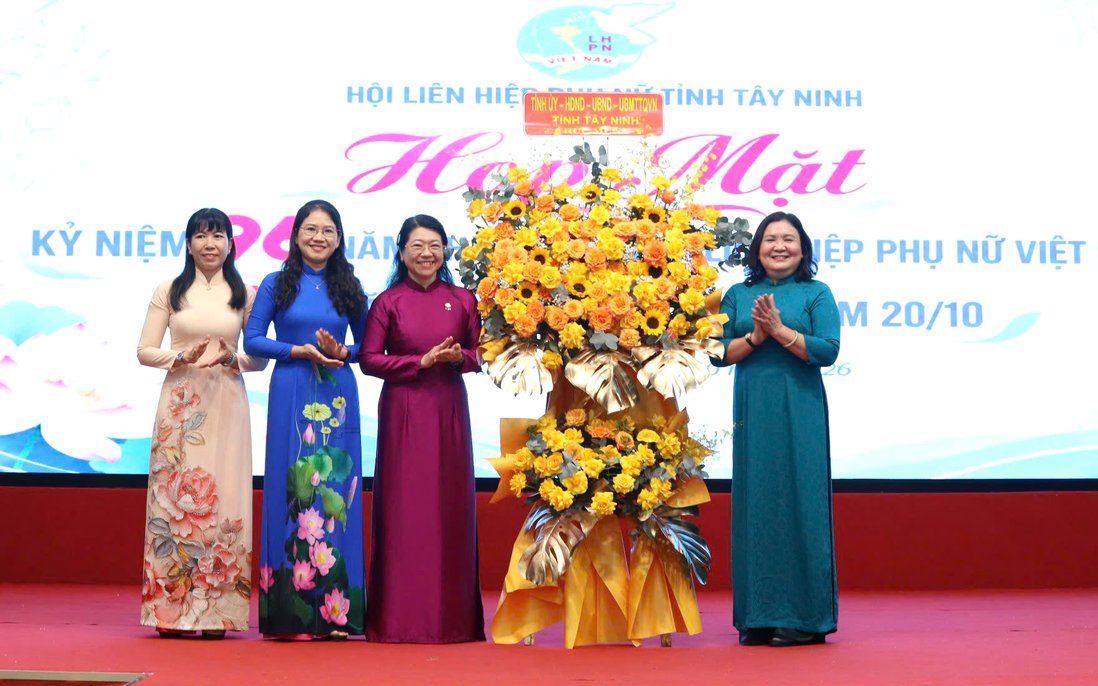 Phụ nữ Tây Ninh với tháng 10 đong đầy yêu thương