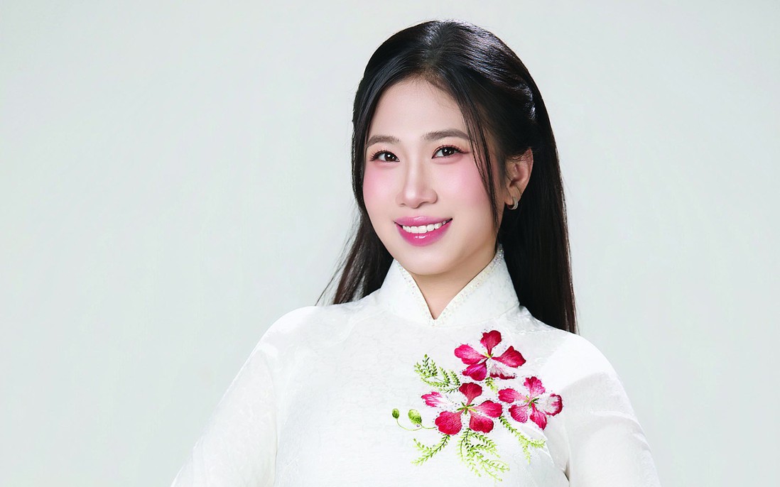 Người đẹp Truyền thông Lê Hà Phương: Tìm nét riêng 
từ điều chưa hoàn hảo