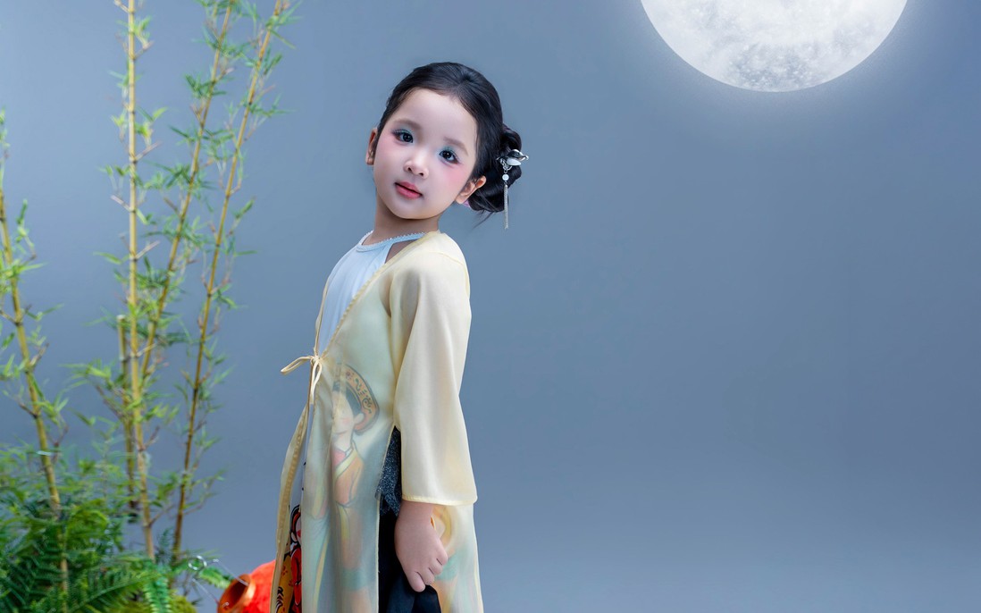 Mẫu nhí Tường Vy: Lớn lên cùng nghệ thuật