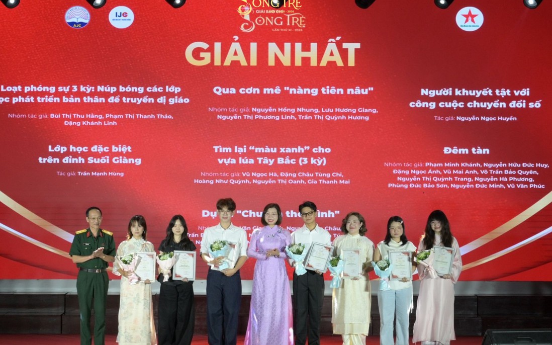 Vinh danh các tác giả, nhóm tác giả đoạt Giải Báo chí Sóng trẻ lần thứ XI