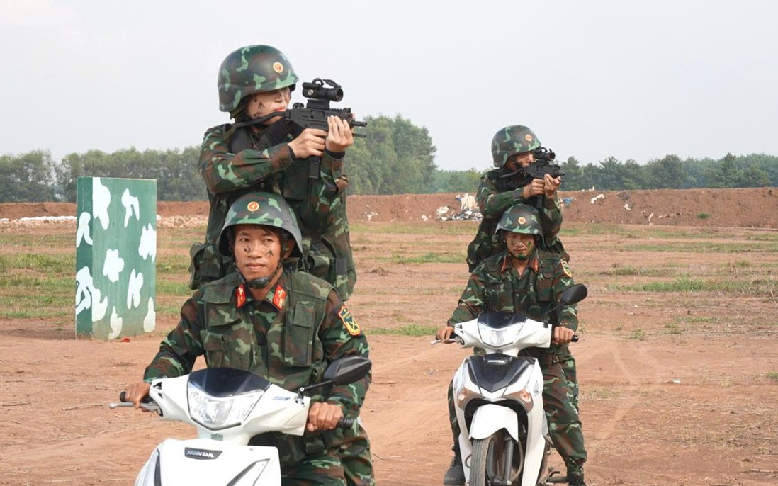 Những "bông hồng thép" của Binh chủng Đặc công