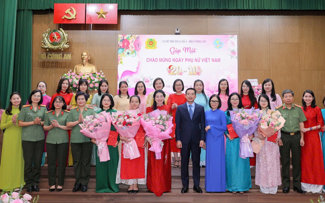 Cụm thi đua số 1 Bộ Công an gặp mặt nhân kỷ niệm Ngày Phụ nữ Việt Nam 20/10