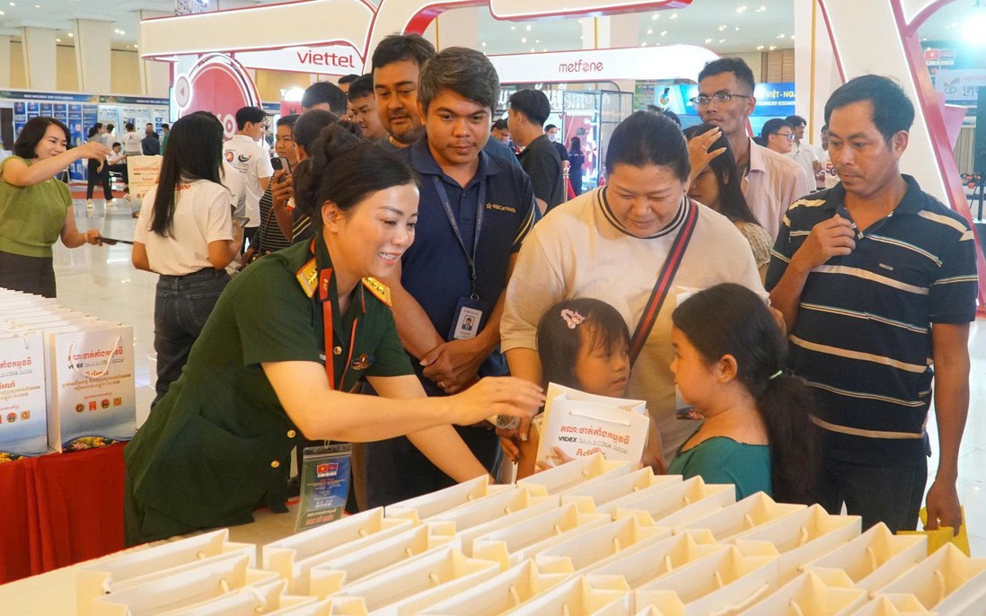 Ấn tượng sắc màu văn hóa Việt Nam tại hội chợ Videx Cambodia 2026