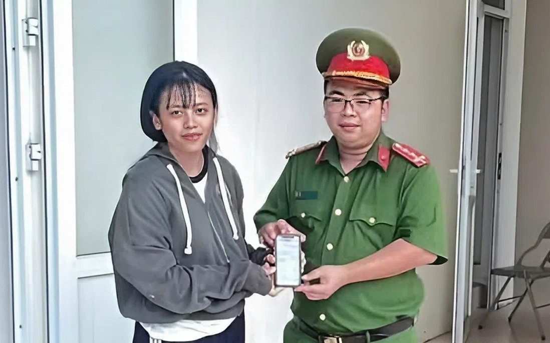 Bất ngờ nhận gần 1,4 tỷ đồng, cô gái lập tức đến Công an trình báo