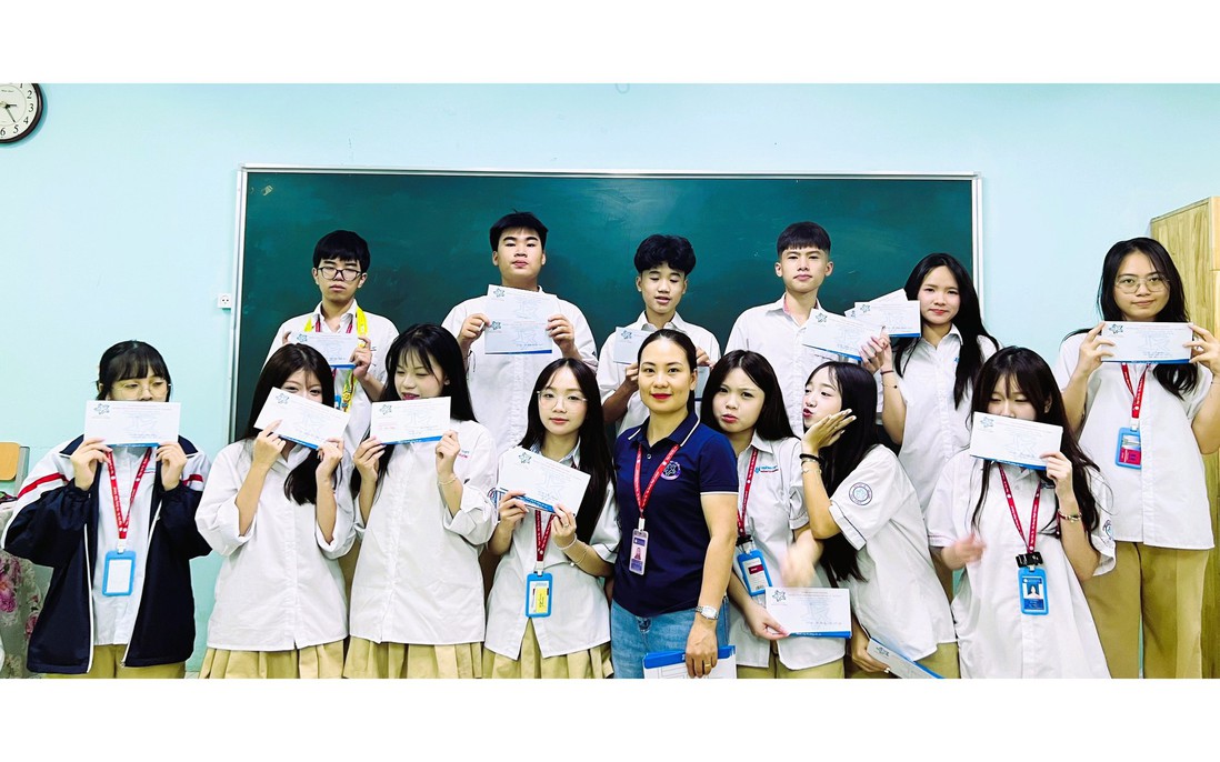 Nữ giáo viên gieo niềm tin phía sau thành công của học trò