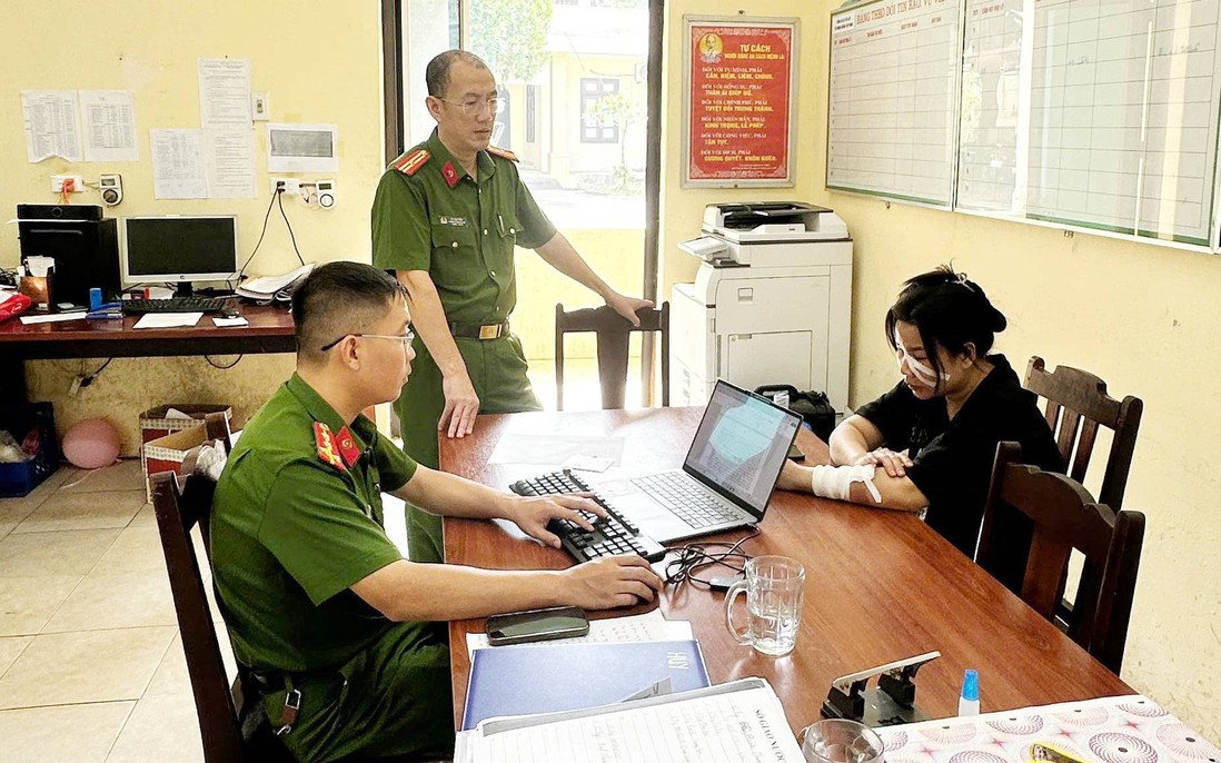 Khởi tố người phụ nữ giật thẻ, bẻ gậy của lực lượng bảo vệ an ninh