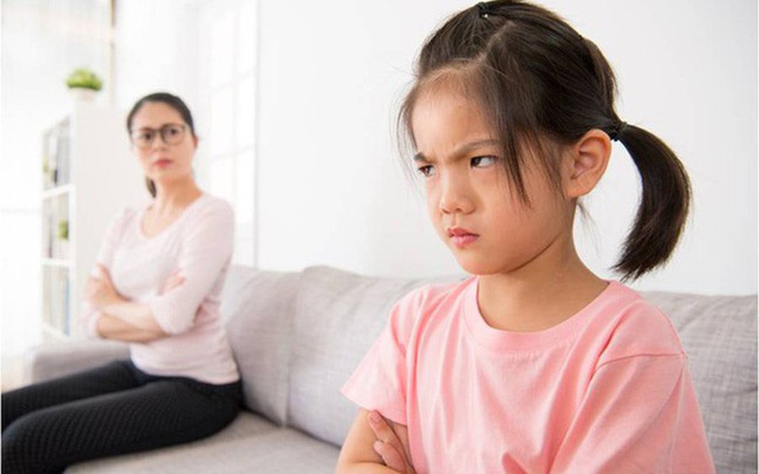Sau câu “Con ghét bố mẹ” là mong muốn được thấu hiểu