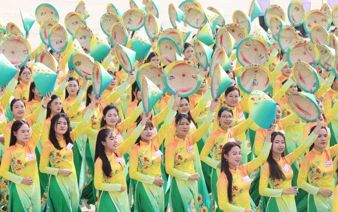 Phụ nữ Việt Nam phát huy truyền thống, khẳng định vị thế trong kỷ nguyên mới