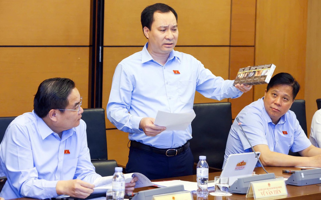 Đại biểu Quốc hội đề xuất cảnh báo sức khỏe chiếm 85% diện tích bao thuốc lá
