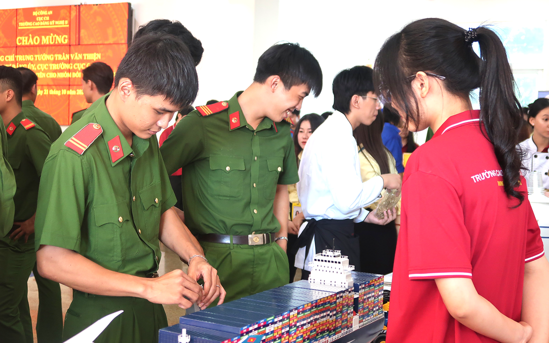 Khóa học đặc biệt tại Trường Cao đẳng Kỹ nghệ II