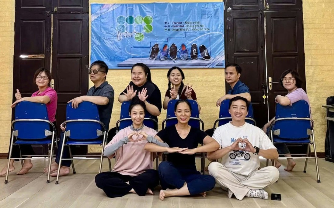 Đinh Hương Thủy: Thắp sáng sân khấu bằng những vai diễn đặc biệt