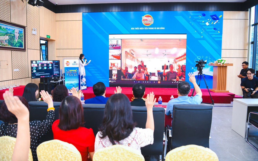 Dự án "Tiếng Anh cho em" mở thêm cơ hội học ngoại ngữ cho thiếu nhi nơi đảo xa