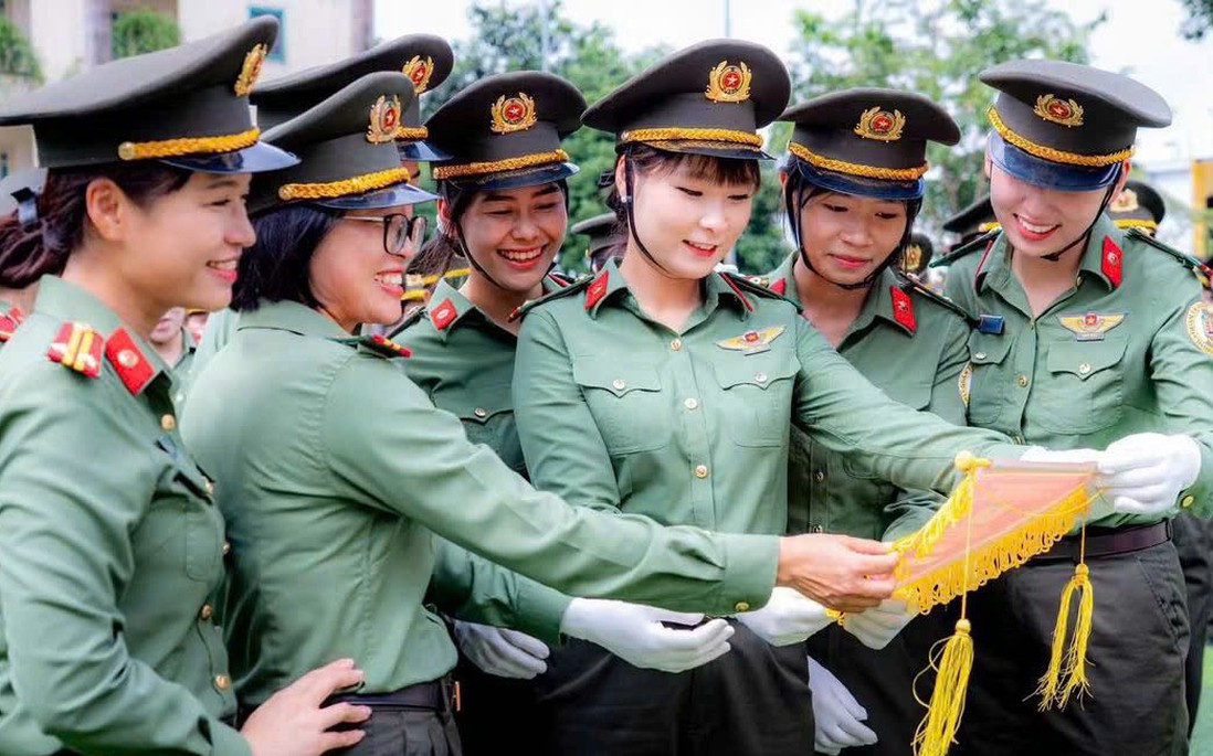 Phụ nữ Công an "Nói không với thuốc lá - Vì sức khỏe bản thân, đồng đội và cộng đồng"