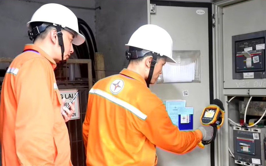 Xem xét giảm giá điện từ 1/11, giảm thuế tiêu thụ đặc biệt với xăng về 0%