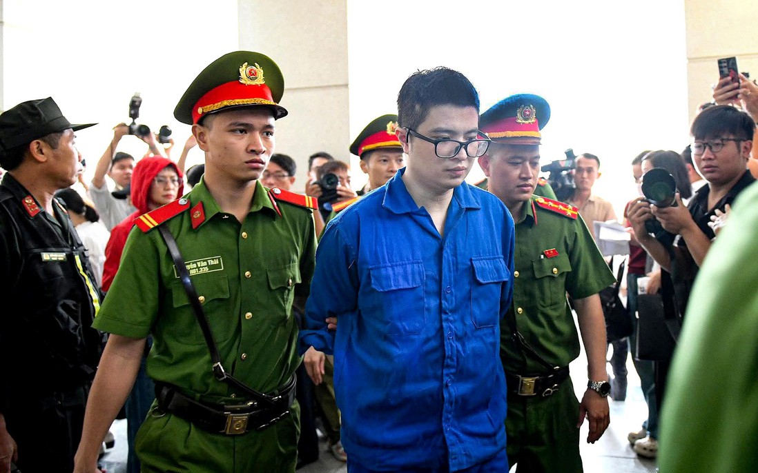Mr Pips khai nhà đầu tư không thể thắng trên sàn giao dịch do mình điều hành