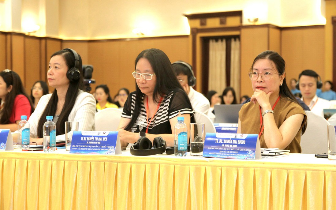 Bảo vệ sức khỏe tâm thần phụ nữ, trẻ em trước những rủi ro của thế giới số