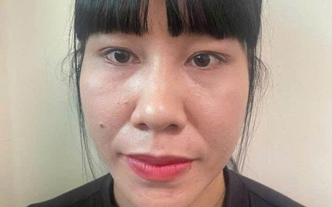 Bắt người phụ nữ ném mắm tôm vào chủ tiệm bánh ngọt