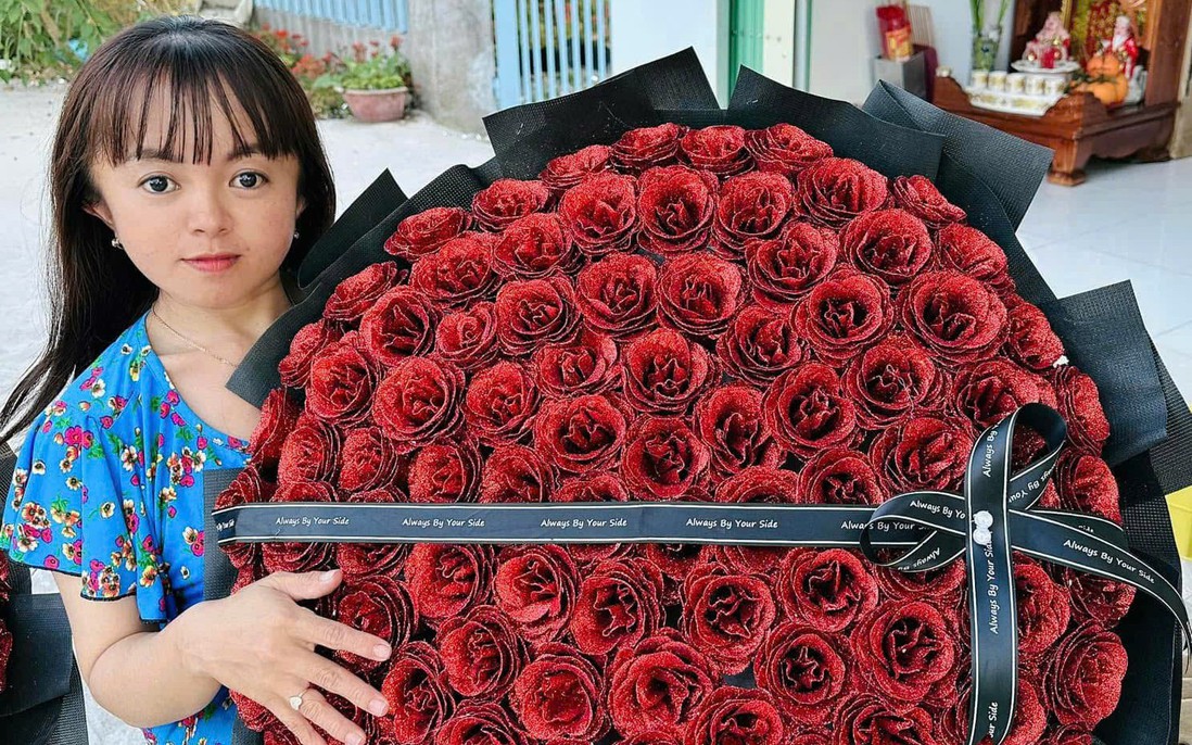 Út Nhi và "giấc mơ hoa"